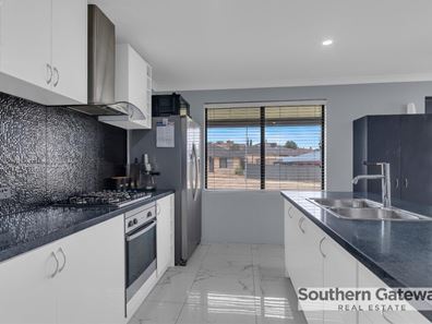 85 Dalrymple Drive, Leda WA 6170