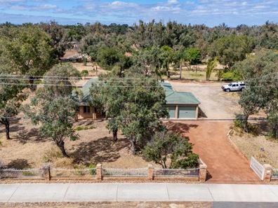 43 Tonkin Drive, North Yunderup WA 6208