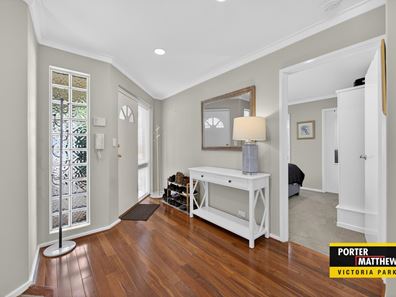 1/8 Clarence Street, South Perth WA 6151
