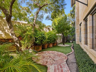 15A Samson Street, Fremantle WA 6160