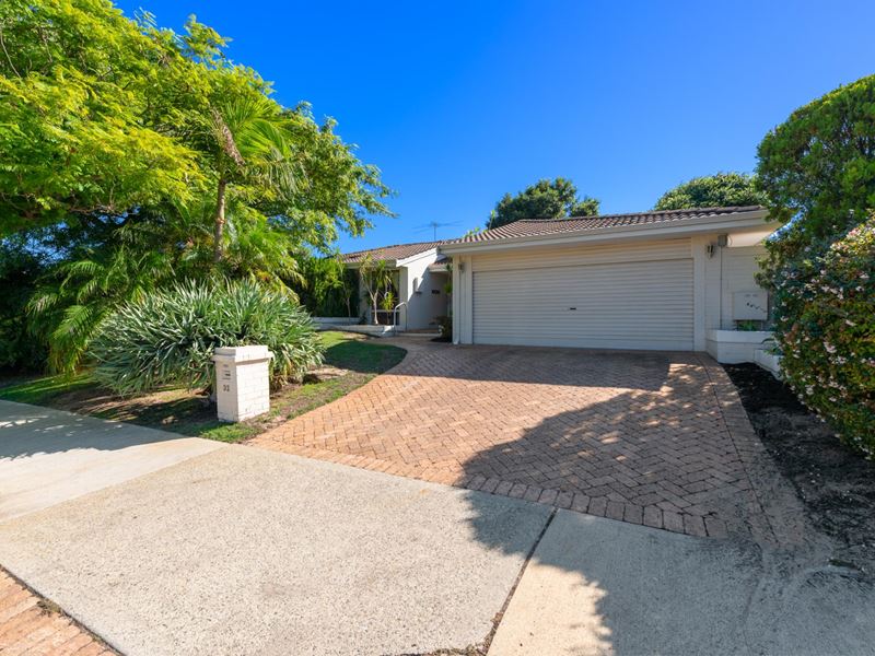 32 Winthrop Drive, Winthrop WA 6150