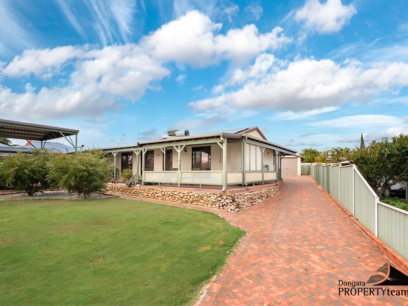 15 Pickering Drive, Dongara WA 6525