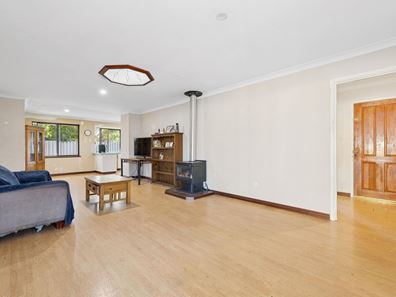 26 Mader Road, Mundijong WA 6123