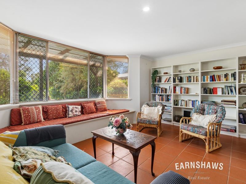 11 Marriott Road, Boya