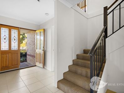 25 Anfield Crescent, Aveley WA 6069