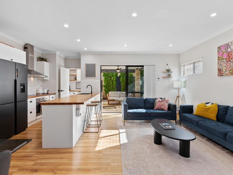 45 Dalecross Avenue, Madeley WA 6065