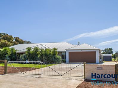 16 Shanks's Pony Lane, Gingin WA 6503