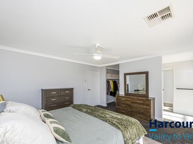 16 Shanks's Pony Lane, Gingin WA 6503