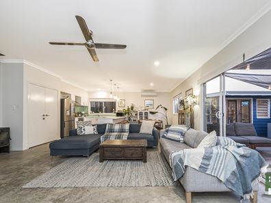 32A Samson Street, White Gum Valley WA 6162