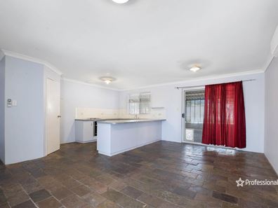 16 Boaz Street, Karloo WA 6530