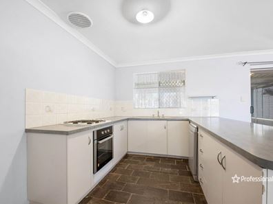 16 Boaz Street, Karloo WA 6530