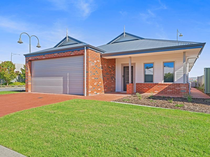44/21 Brooks Garden Boulevard, Lange