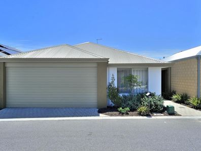 8/11 Bakana Loop, Landsdale WA 6065