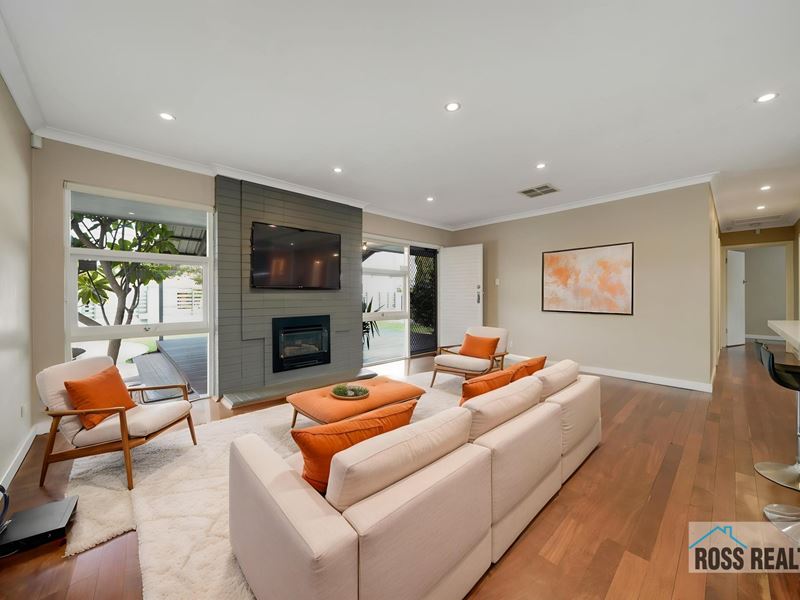 4 Egham Place, Morley WA 6062