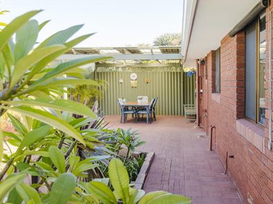 5 Esk Close, Craigie WA 6025