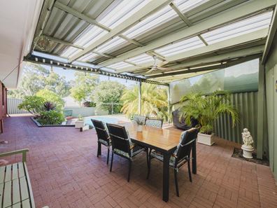5 Esk Close, Craigie WA 6025