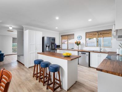10 Lavinia Place, Eaton WA 6232