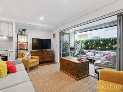 4/28 Knutsford Street, North Perth WA 6006