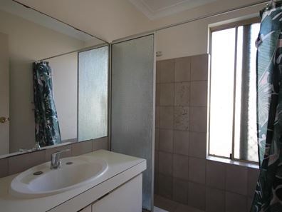 2/90 Woodrow Avenue, Yokine WA 6060