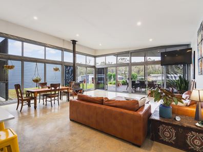 25 Eldridge Avenue, Witchcliffe WA 6286