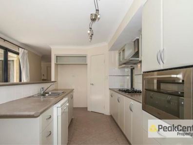 28 Milroy Street, Willagee WA 6156