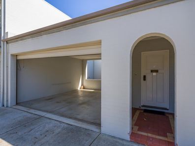 2A Russell Street, Fremantle WA 6160