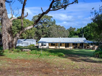 136 Clifton Downs Road, Herron WA 6211