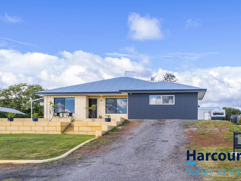32 Mawarra Drive, Gingin WA 6503