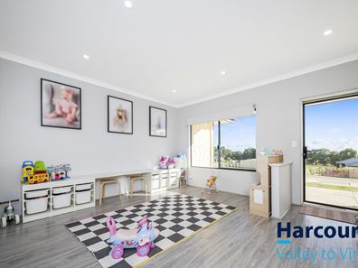 32 Mawarra Drive, Gingin WA 6503