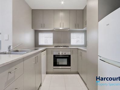 14/1 Lomax Court, Beeliar WA 6164