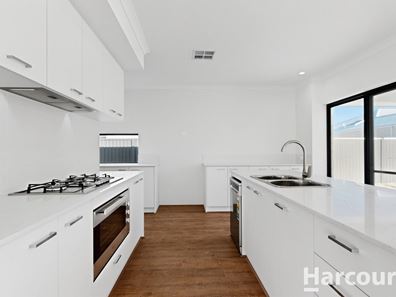 7 Phaxas Street, Jindalee WA 6036