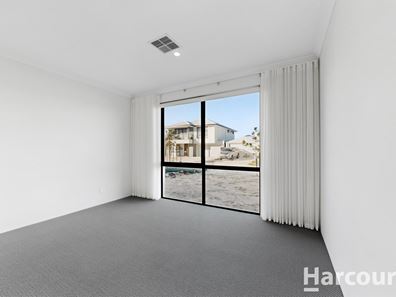 7 Phaxas Street, Jindalee WA 6036