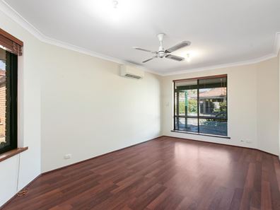 14 Moira Lane, Scarborough WA 6019