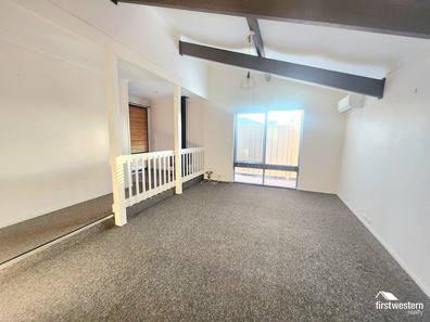2 Cove Court, Beldon WA 6027