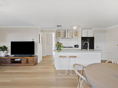 9 Lechuza Way, Madora Bay WA 6210