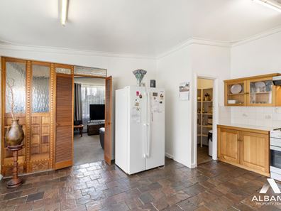 1 Norwood Road, Lower King WA 6330