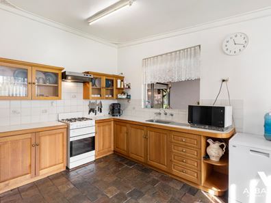 1 Norwood Road, Lower King WA 6330