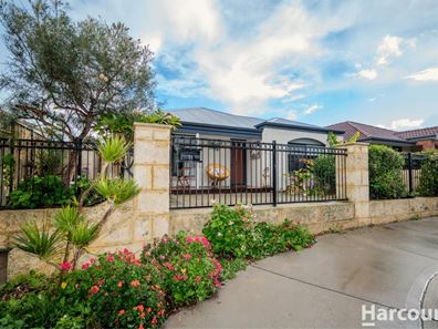 14 Harden Park Trail, Carramar WA 6031