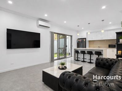3B Loughton Way, Balga WA 6061