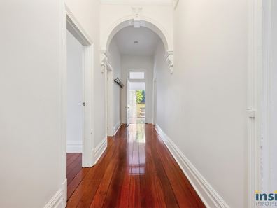 13 Kingsway, Nedlands WA 6009