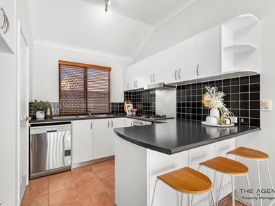177A Hamilton Street, Queens Park WA 6107