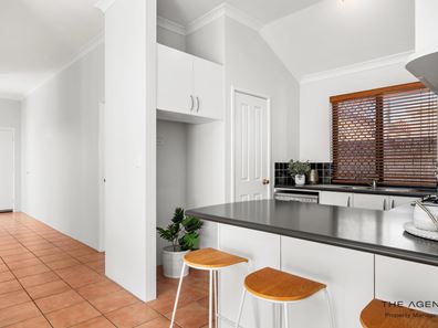 177A Hamilton Street, Queens Park WA 6107