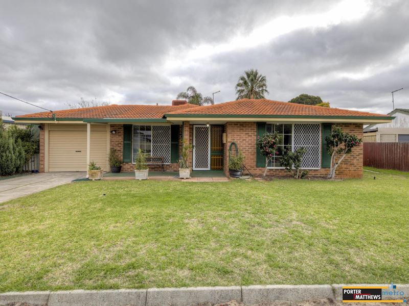 3 Linden Way, Forrestfield WA 6058