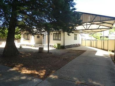 54 Medina Avenue, Medina WA 6167