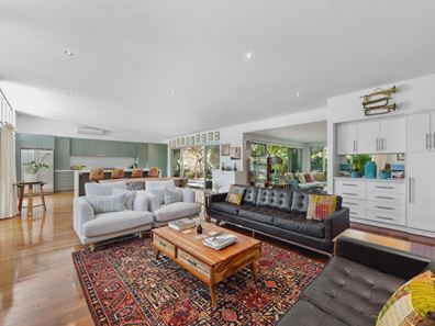 2 Read Avenue, Mosman Park WA 6012