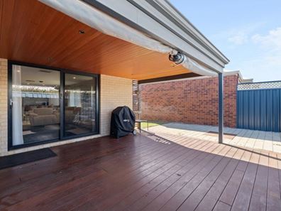 12 Chenin Court, Pearsall WA 6065