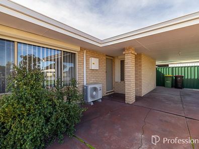 17A Imperial Court, Seville Grove WA 6112