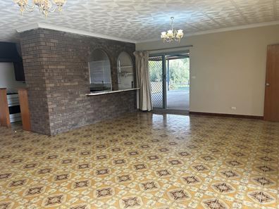 79 Gosnells Rd West, Martin WA 6110