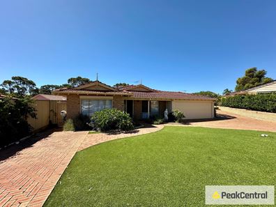 15A Landor Gardens, Woodvale WA 6026