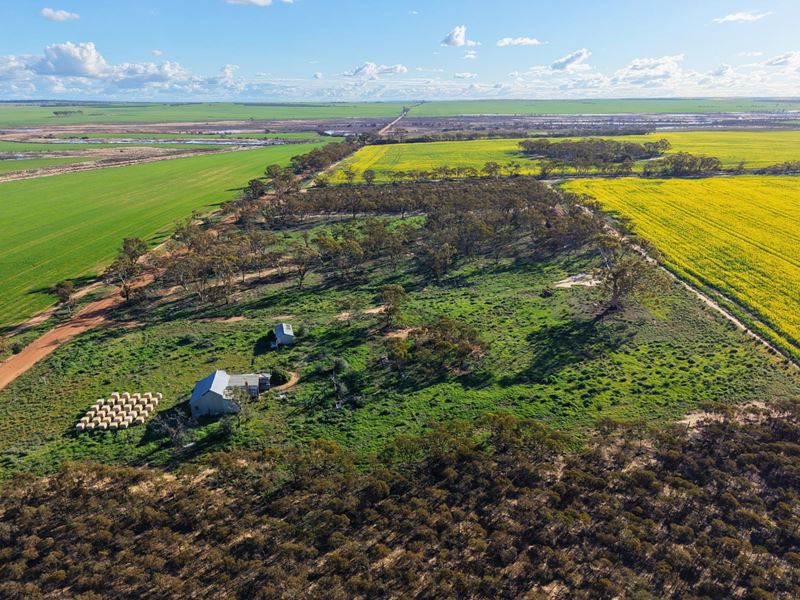 Lot 14 Korbrelkulling Road, Hines Hill WA 6413